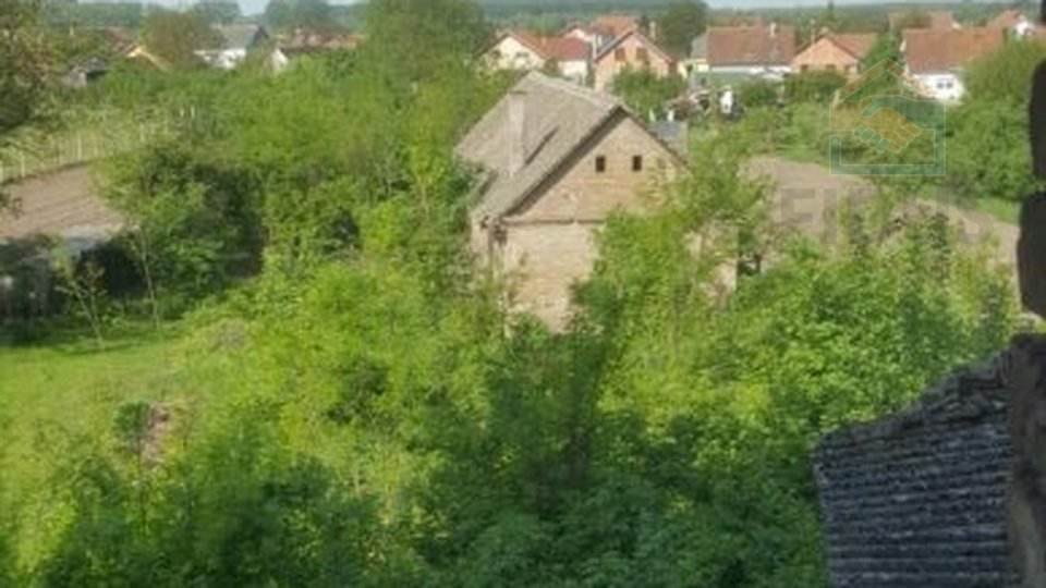 Stari mlin 850 m2 - Bilje