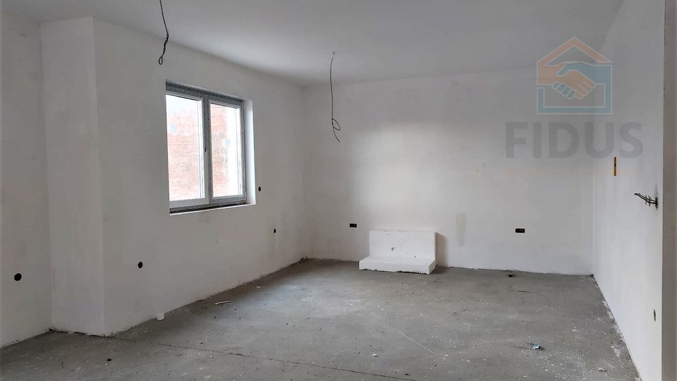 Appartamento, 103 m2, Vendita, Osijek - Gornji grad