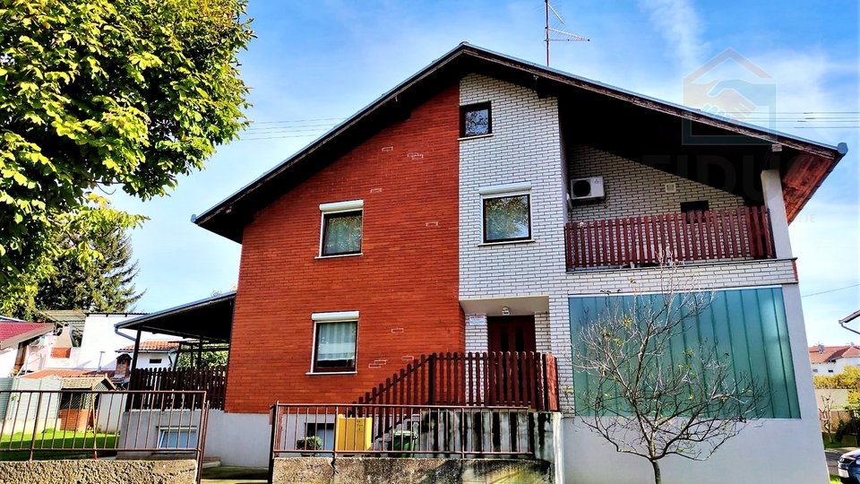 Haus, 254 m2, Verkauf, Osijek - Donji grad