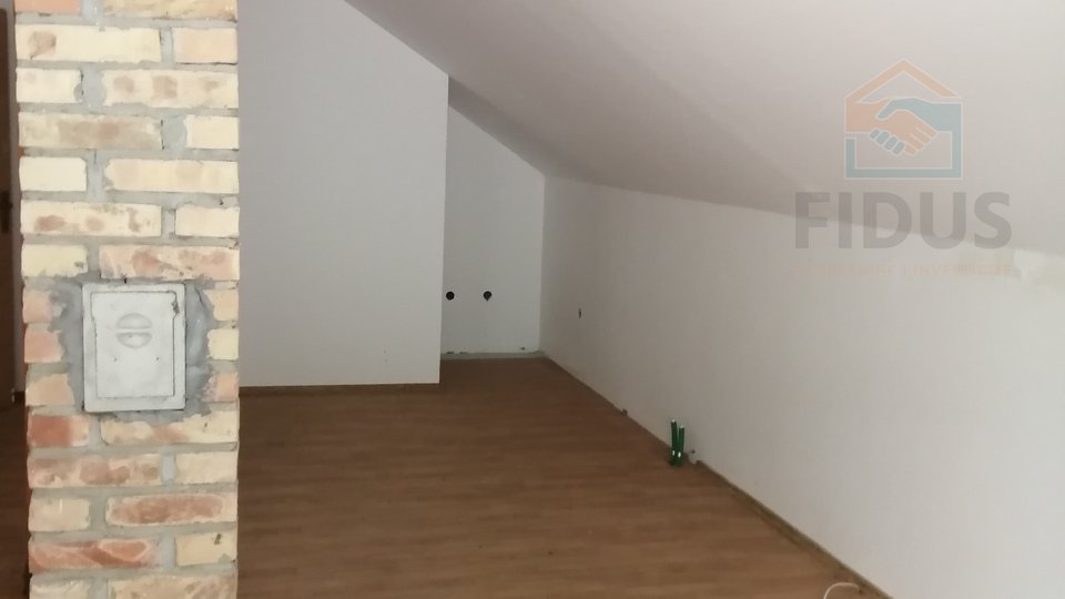 Casa, 115 m2, Vendita, Vukovar - Adica