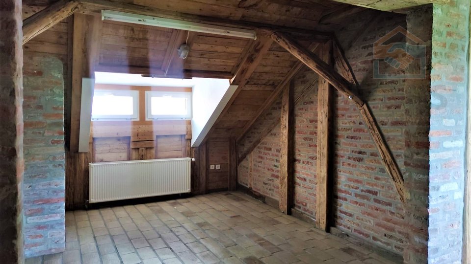 Commercial Property, 61 m2, For Rent, Osijek - Gornji grad