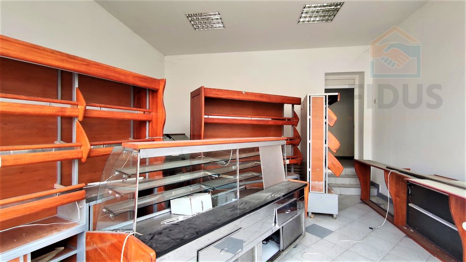Commercial Property, 31 m2, For Sale, Osijek - Gornji grad