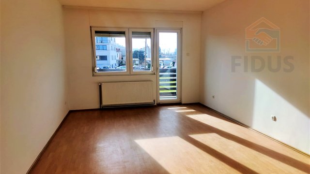 Wohnung, 74 m2, Verkauf, Osijek - Tvrđa