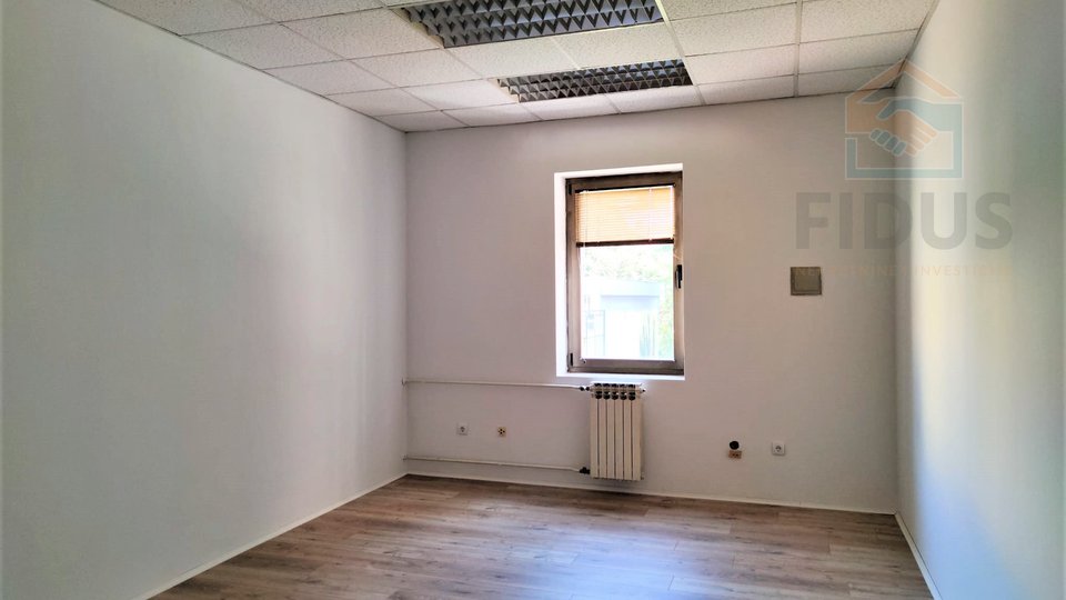 Geschäftsraum, 256 m2, Verkauf, Osijek - Gornji grad