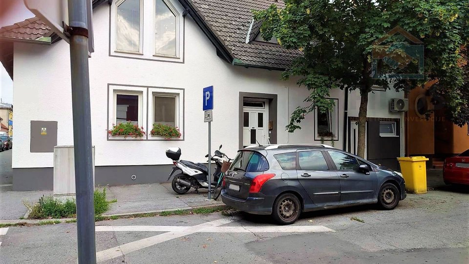 House, 178 m2, For Sale, Osijek - Donji grad