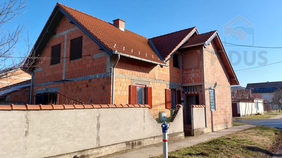 House, 213 m2, For Sale, Vukovar - Borovo Naselje