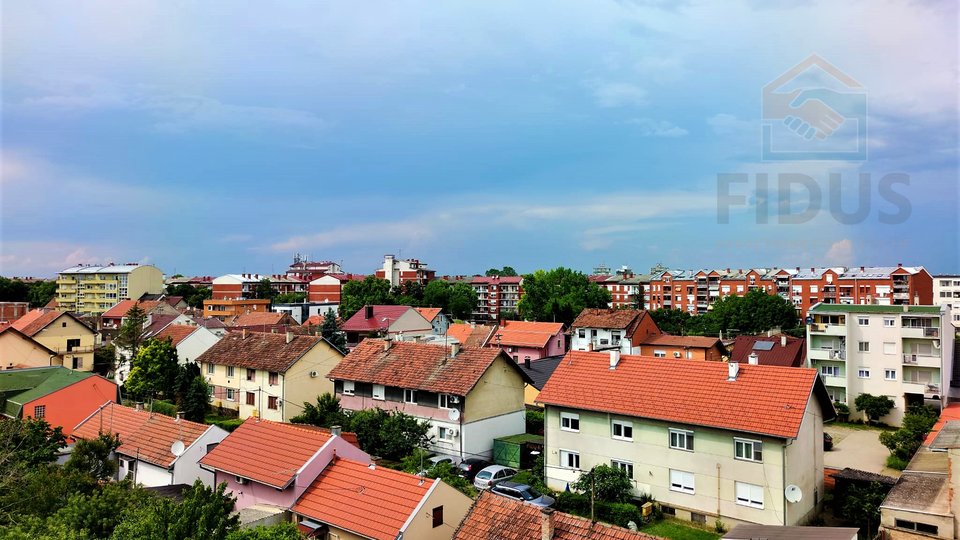Wohnung, 120 m2, Verkauf, Osijek - Gornji grad