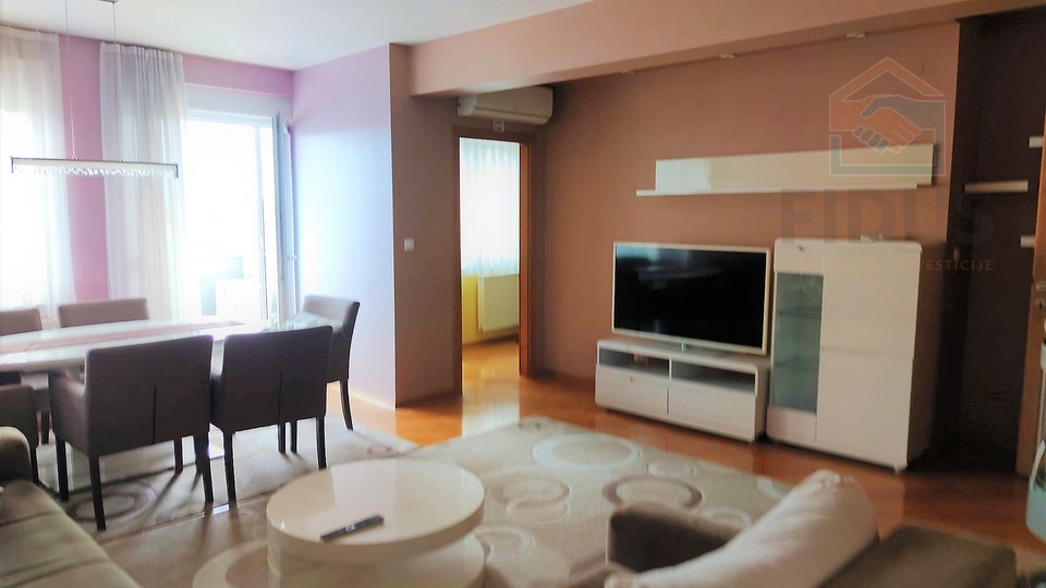 Wohnung, 120 m2, Vermietung, Osijek - Gornji grad