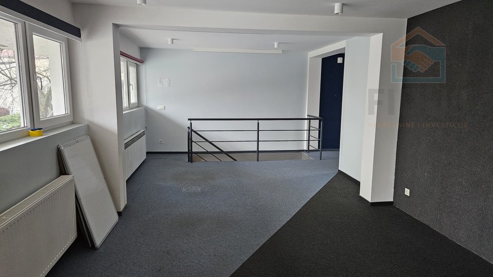 Commercial Property, 182 m2, For Rent, Osijek - Gornji grad
