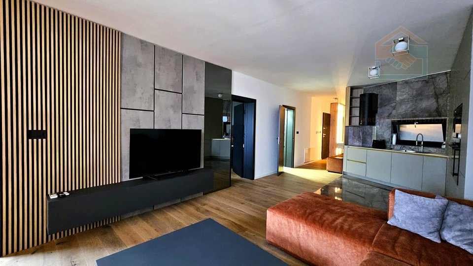 Wohnung, 145 m2, Verkauf, Osijek - Gornji grad