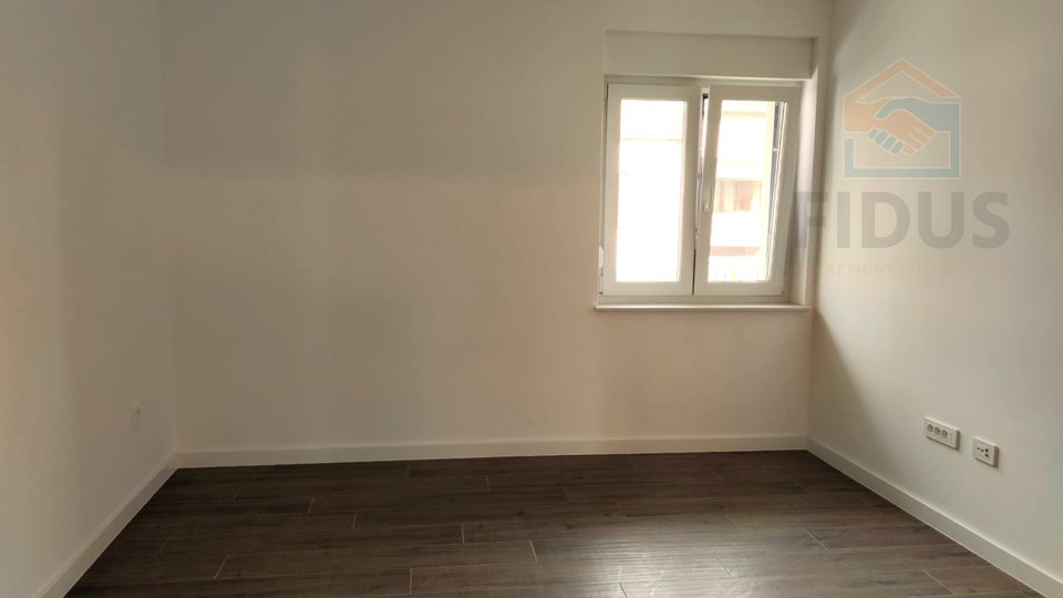 Appartamento, 104 m2, Vendita, Osijek - Retfala