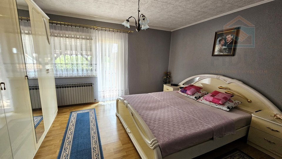 House, 210 m2, For Sale, Osijek - Josipovac