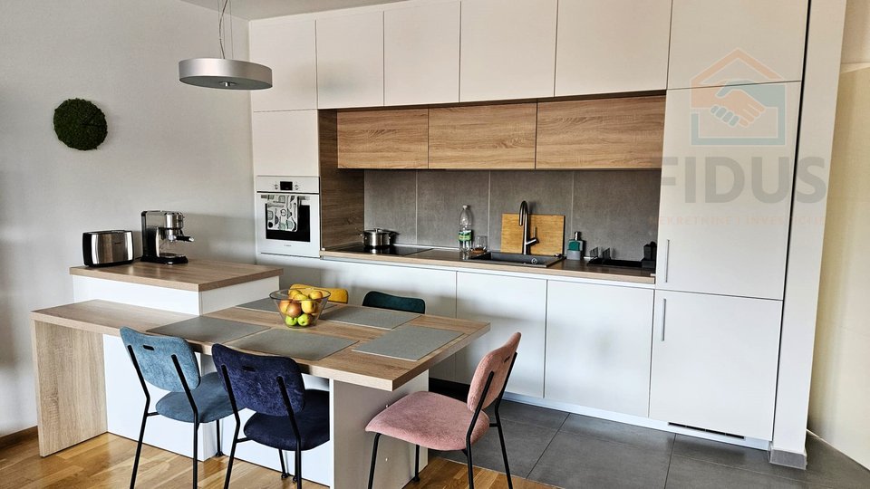 Appartamento, 49 m2, Vendita, Osijek - Gornji grad