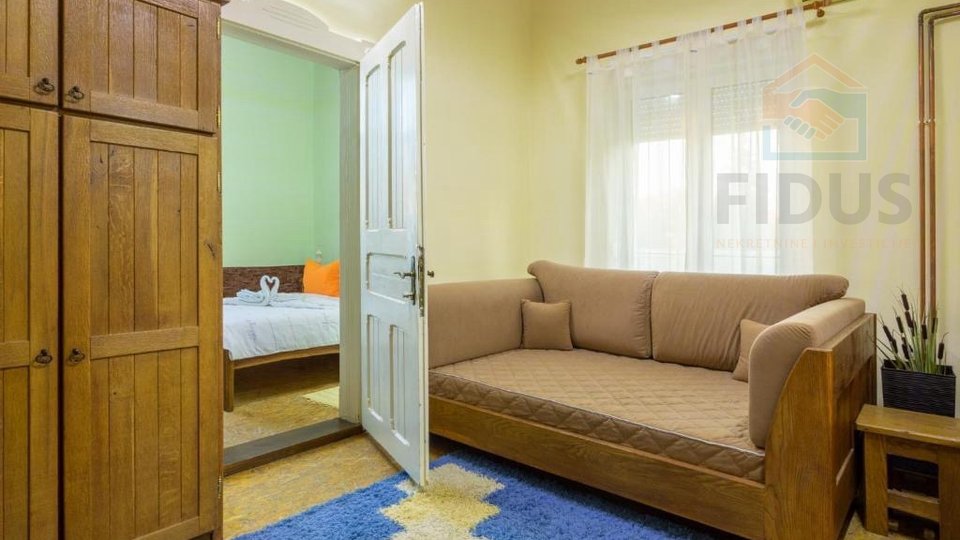 Hotel, 700 m2, For Sale, Zmajevac