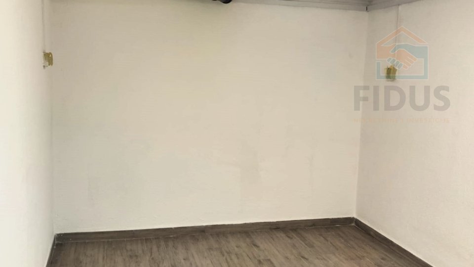 Appartamento, 106 m2, Vendita, Osijek - Retfala