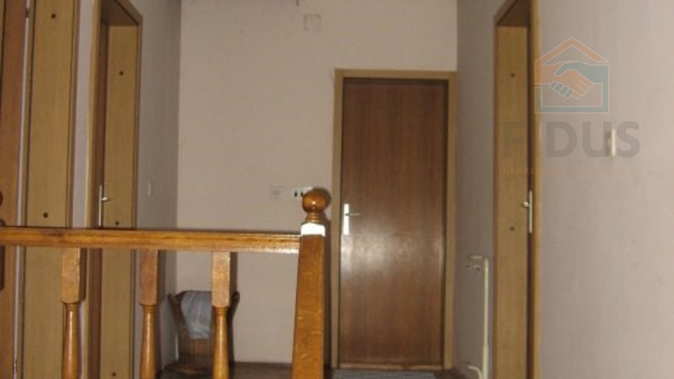 House, 335 m2, For Sale, Petrovci