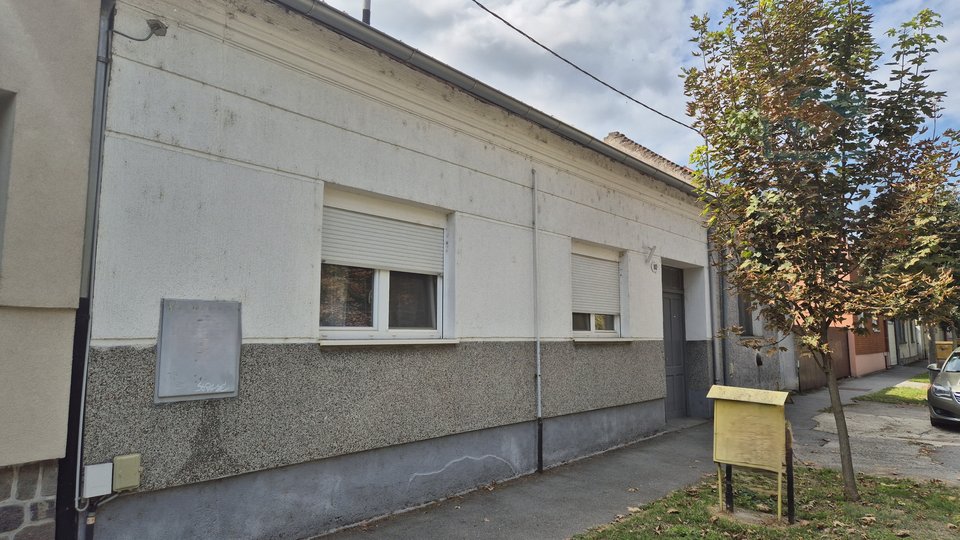 House, 161 m2, For Sale, Osijek - Donji grad