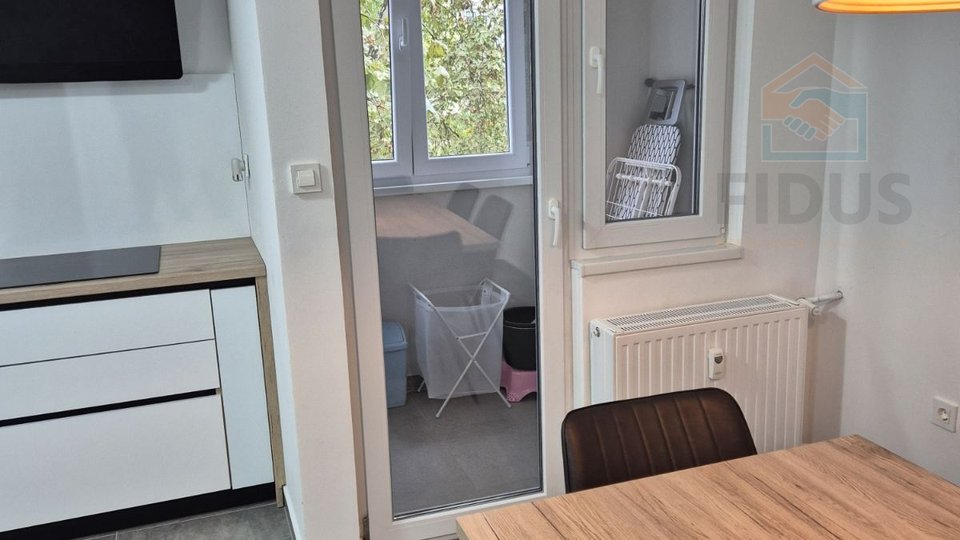 Wohnung, 56 m2, Vermietung, Osijek - Gornji grad