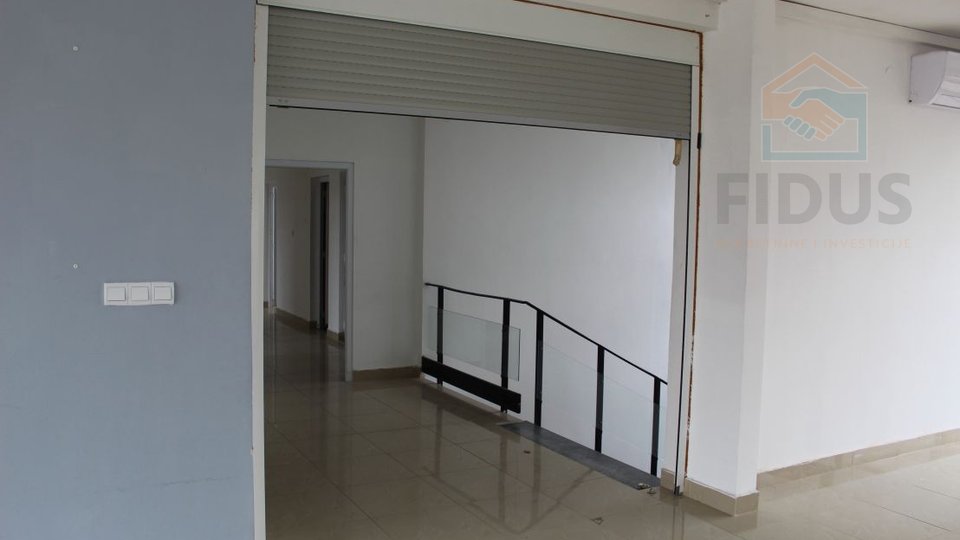 Commercial Property, 377 m2, For Sale, Beli Manastir