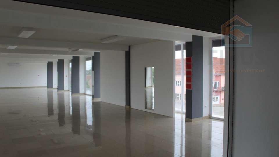 Commercial Property, 377 m2, For Sale, Beli Manastir