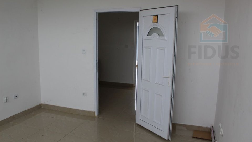 Commercial Property, 377 m2, For Sale, Beli Manastir